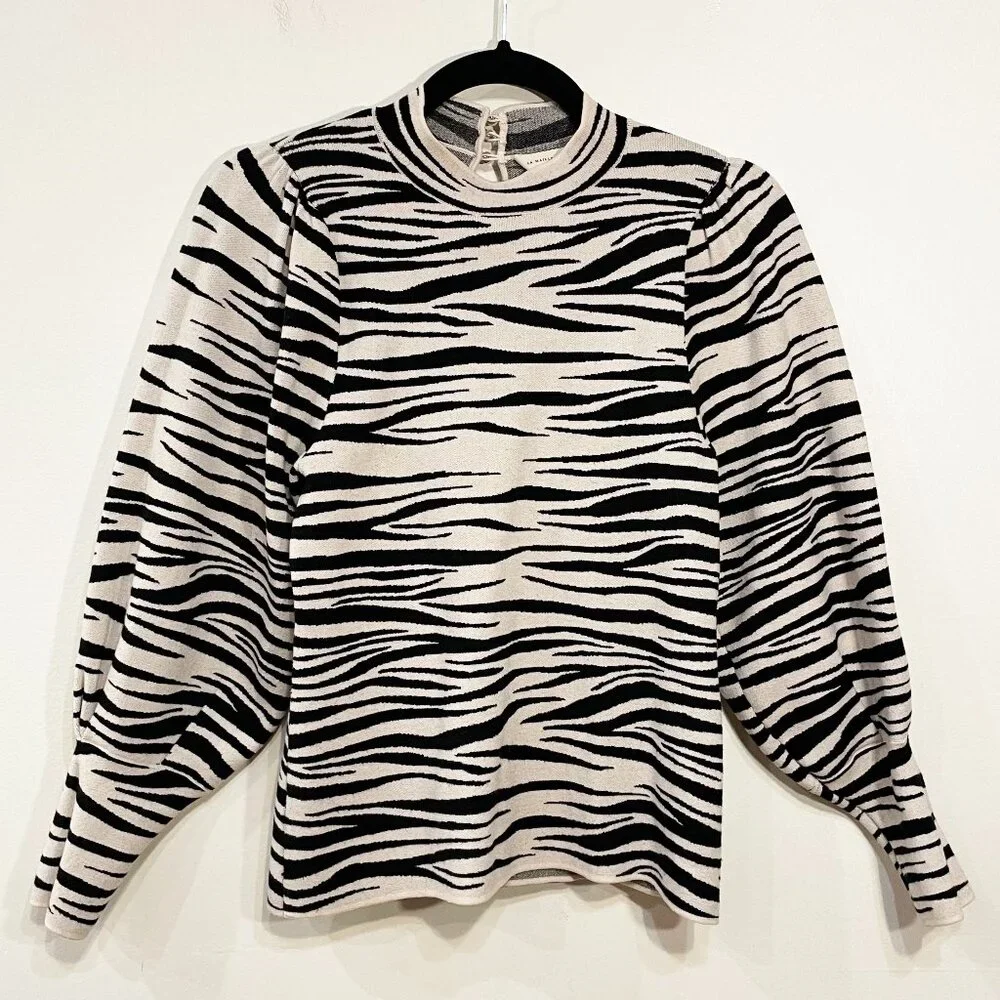 EUC Sezane Denver Puff Sleeve Zebra Jacquard Sweater Ecru Black Small